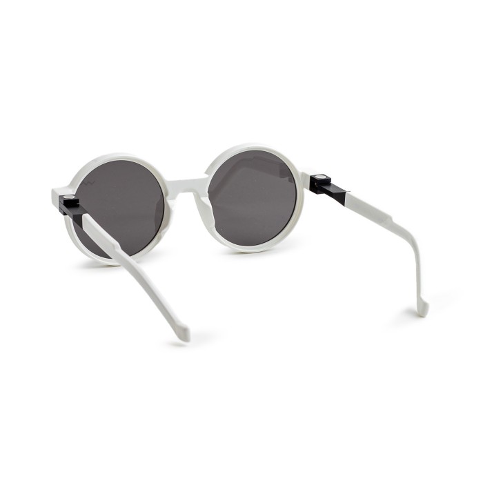 WL0000 White
