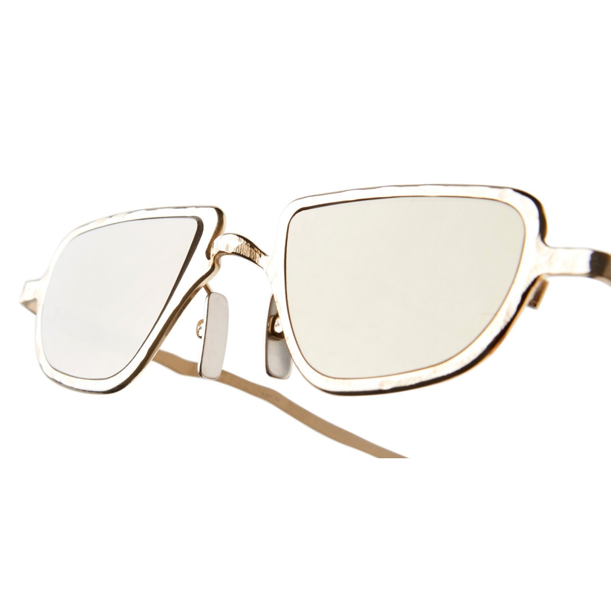 Kuboraum Z28 GD | Sunglasses | Vytria Eyewear