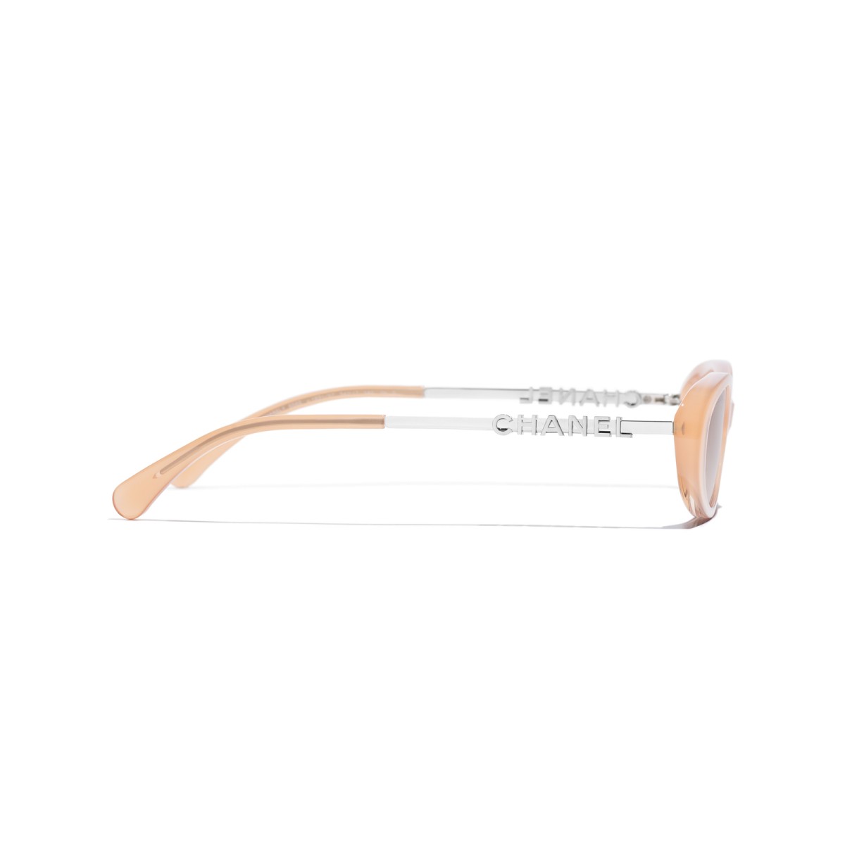 CHANEL CH5565 1831S7 | Sunglasses | Vytria Eyewear
