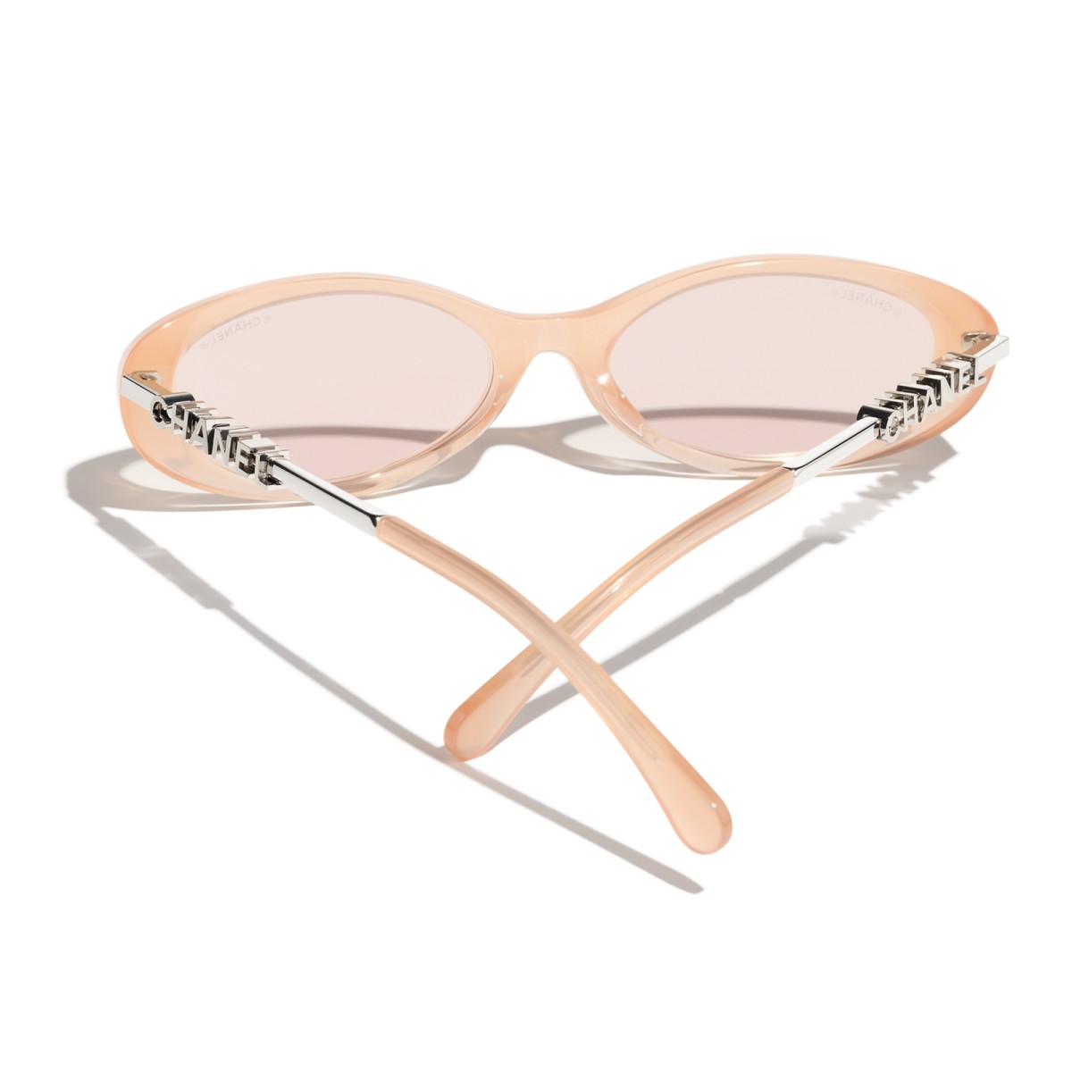 CHANEL CH5565 1831S7 | Sunglasses | Vytria Eyewear