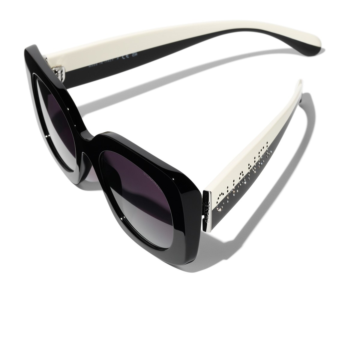 CHANEL CH5563B C501S6 | Sunglasses | Vytria Eyewear