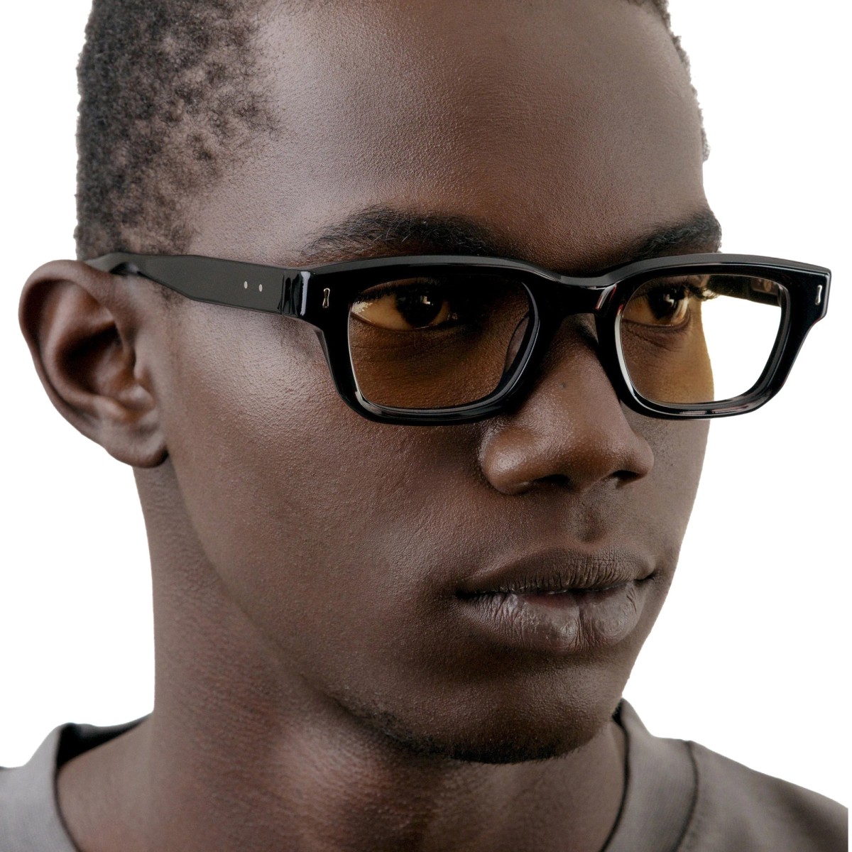 PETER AND MAY S136 ECLAIREUR SUN BLACK AMBER | Sunglasses | Vytria Eyewear