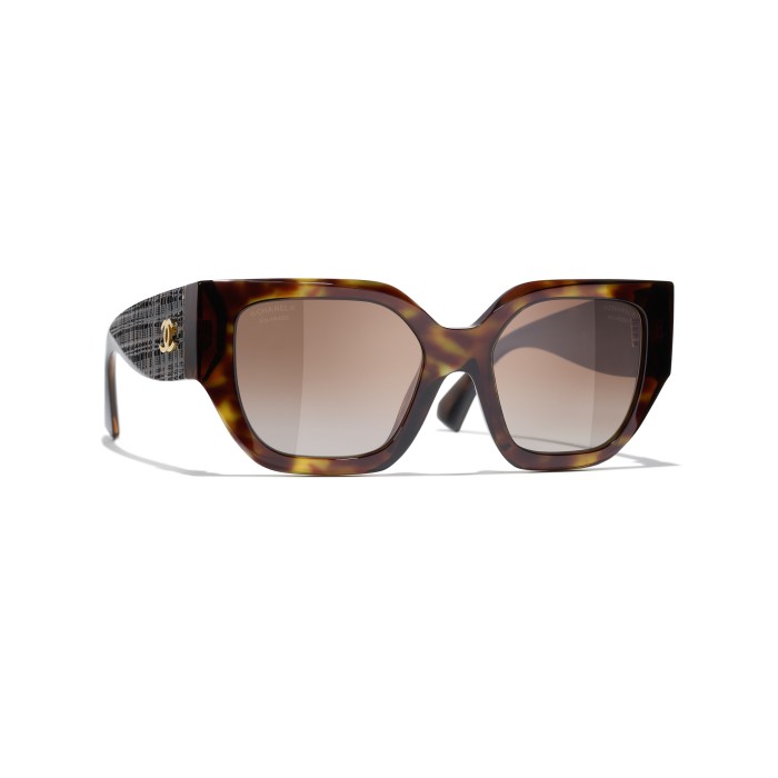 CHANEL CH5571 C714S9 | Sunglasses | Vytria Eyewear