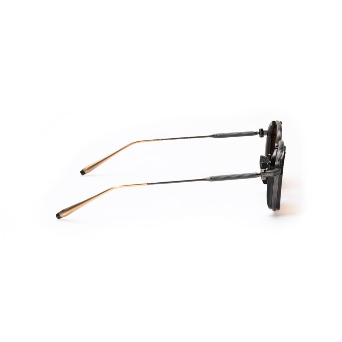 Akoni Eclipse AKS513 B | Sunglasses | Vytria Eyewear
