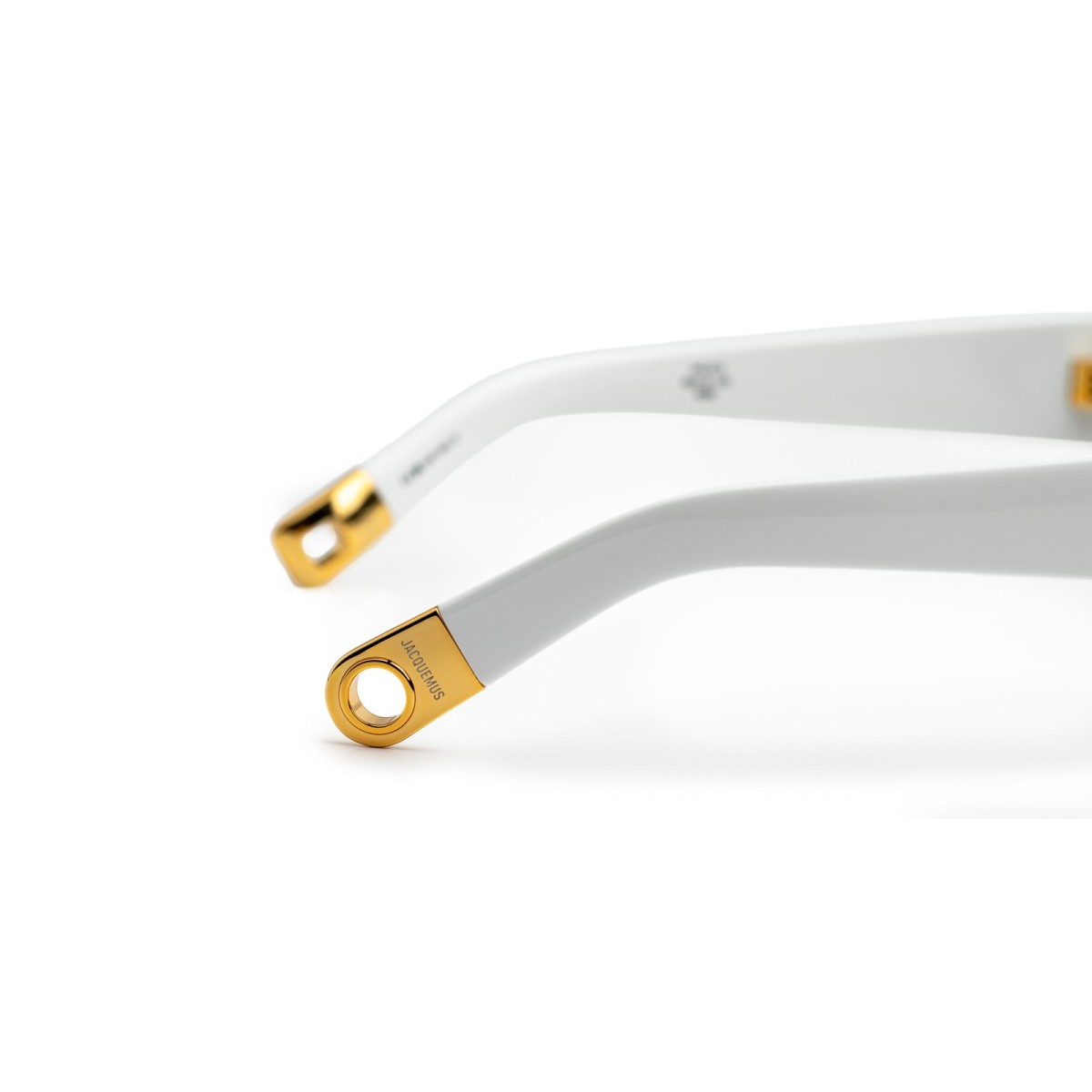 Jacquemus Gala Sunglasses White | Vytria Eyewear